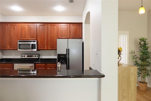 8526 SANDPIPER RIDGE AVENUE, Tampa, FL 33647