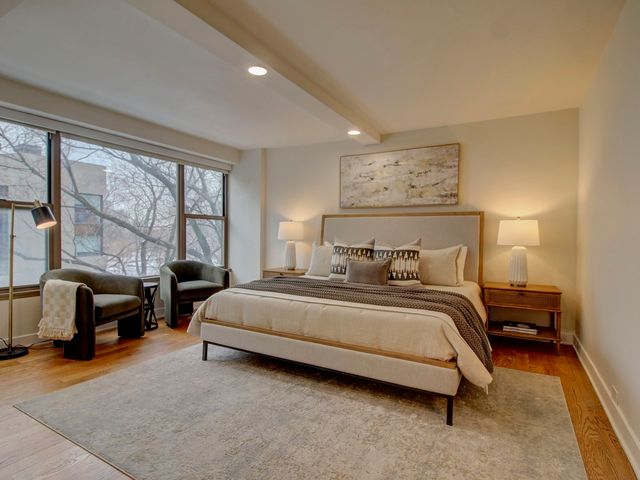 2970 N Lake Shore Drive 4D-4E, Chicago, IL 60657