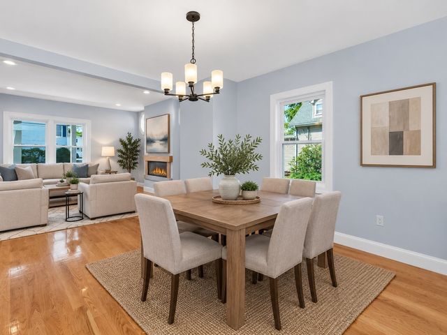 28 Ash Street 1, Waltham, MA 02453