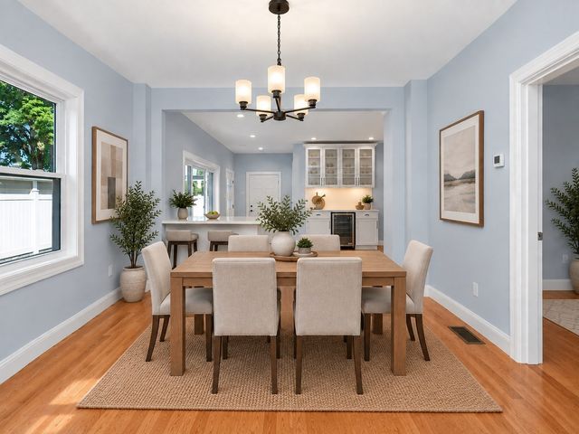 28 Ash Street 1, Waltham, MA 02453