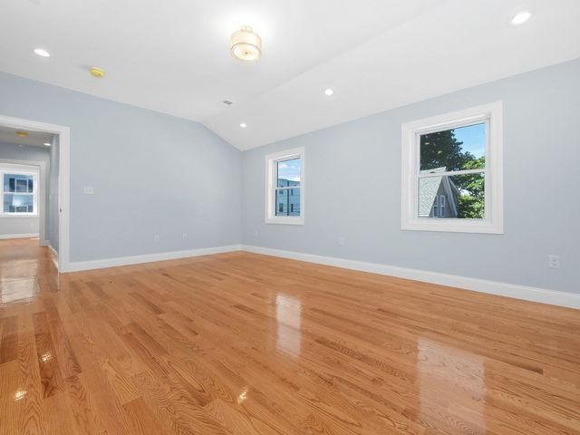 28 Ash Street 1, Waltham, MA 02453