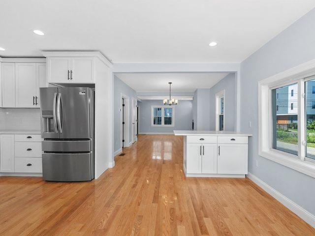 28 Ash Street 1, Waltham, MA 02453