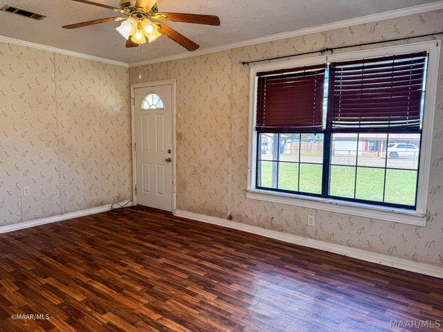 98 Poplar Street, Grove Hill, AL 36451