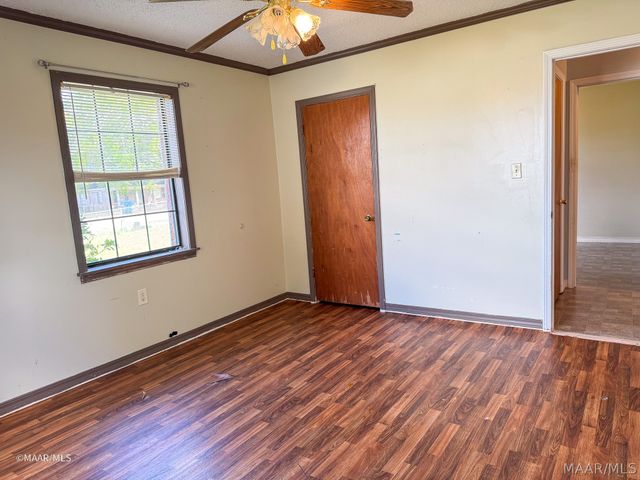 98 Poplar Street, Grove Hill, AL 36451