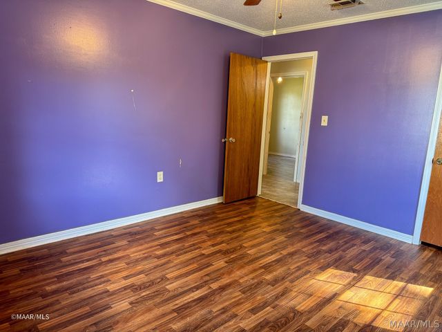 98 Poplar Street, Grove Hill, AL 36451