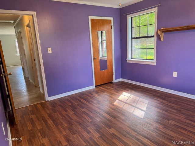 98 Poplar Street, Grove Hill, AL 36451