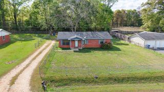 98 Poplar Street, Grove Hill, AL 36451