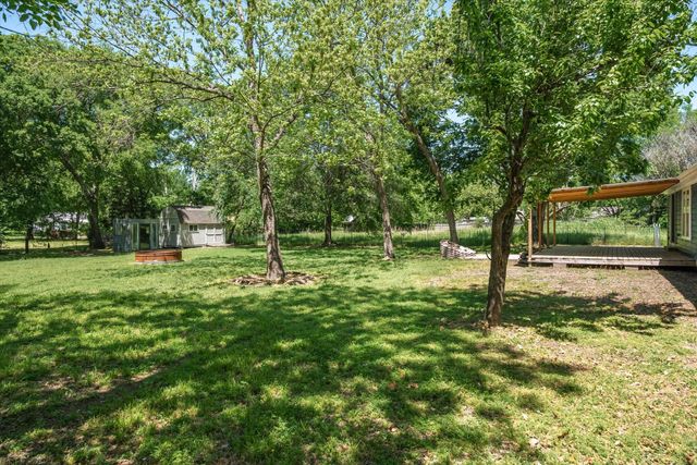 423 Cockrell Street, Eustace, TX 75124