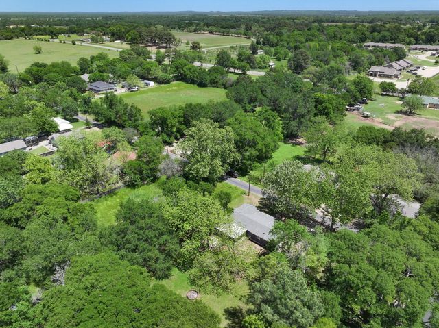 423 Cockrell Street, Eustace, TX 75124