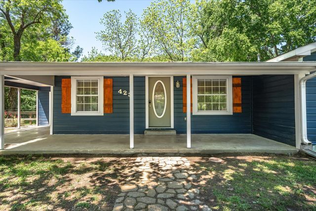 423 Cockrell Street, Eustace, TX 75124