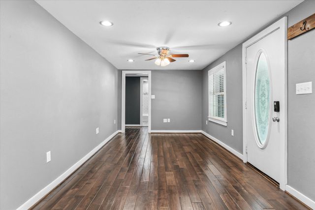 423 Cockrell Street, Eustace, TX 75124