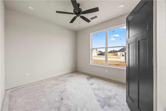 7889 Scenic Valley Avenue, Springdale, AR 72762