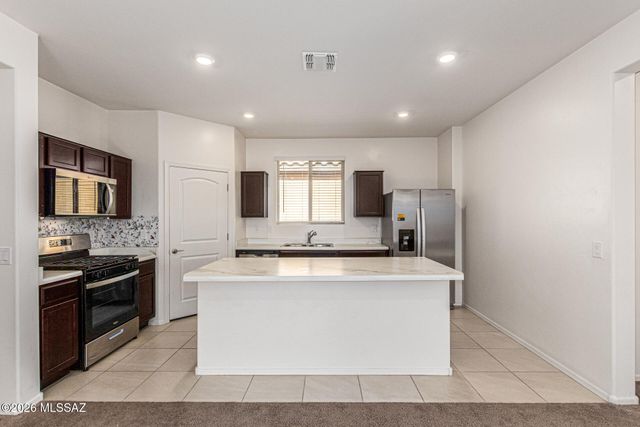 12612 N Krista Avenue, Marana, AZ 85653