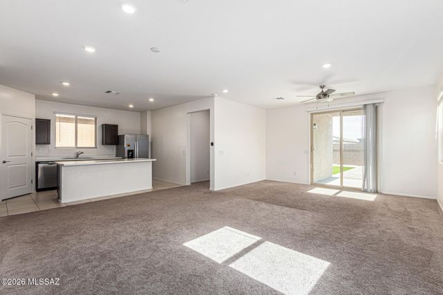 12612 N Krista Avenue, Marana, AZ 85653