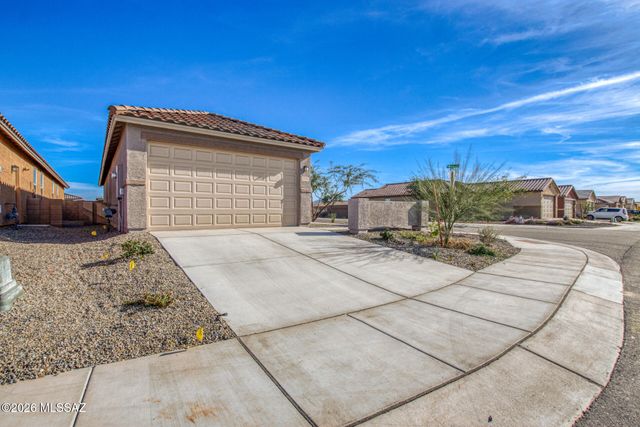 12612 N Krista Avenue, Marana, AZ 85653