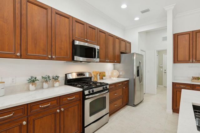 12204 THORNHILL COURT, Lakewood Ranch, FL 34202