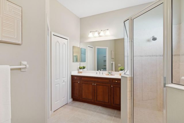 12204 THORNHILL COURT, Lakewood Ranch, FL 34202