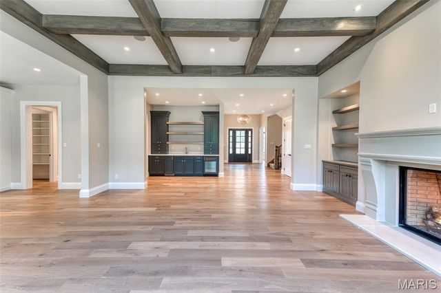 1 TBB Westchester IV @ Ballas Ridge, Des Peres, MO 63131