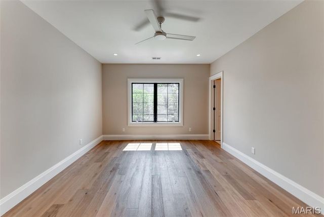 1 TBB Westchester IV @ Ballas Ridge, Des Peres, MO 63131