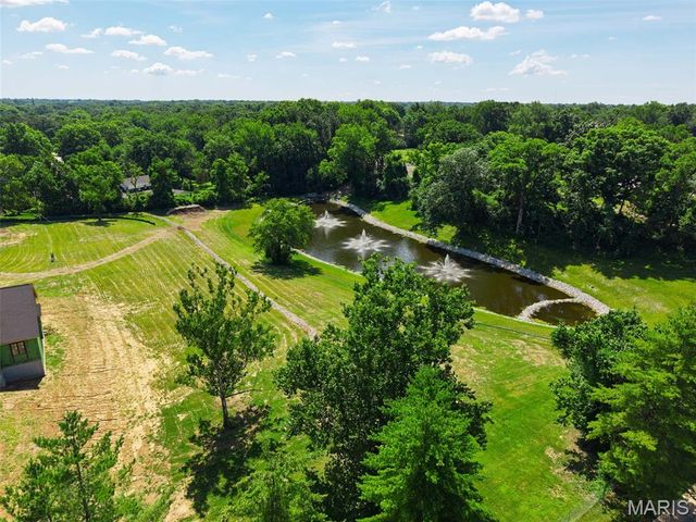 1 TBB Westchester IV @ Ballas Ridge, Des Peres, MO 63131