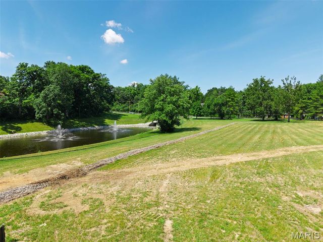 1 TBB Westchester IV @ Ballas Ridge, Des Peres, MO 63131
