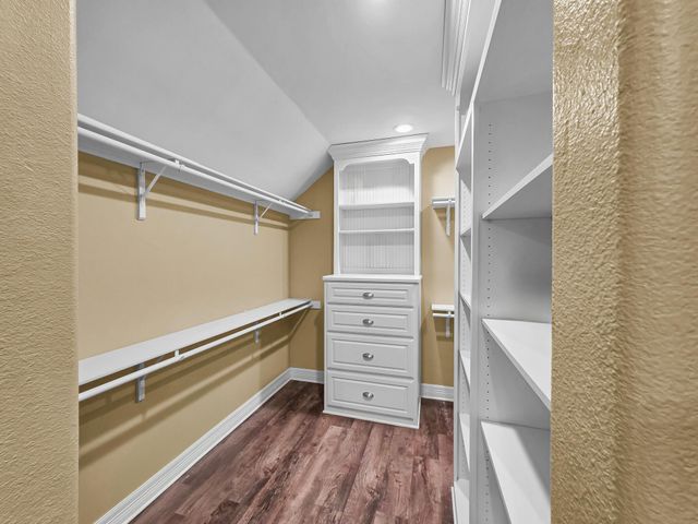 1967 Avenue J, Crystal Beach, TX 77650