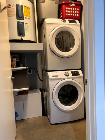 1111 S Akard Street 211, Dallas, TX 75215