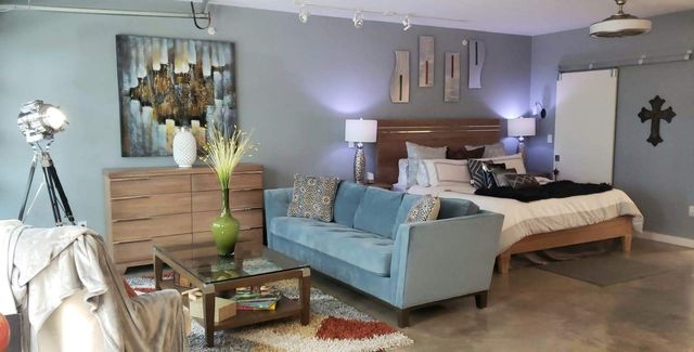 1111 S Akard Street 211, Dallas, TX 75215