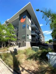 1111 S Akard Street 211, Dallas, TX 75215