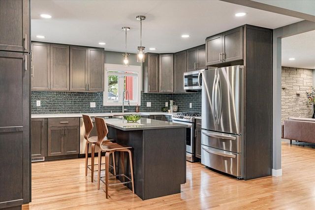 1102 Nancy COURT, La Crosse, WI 54601