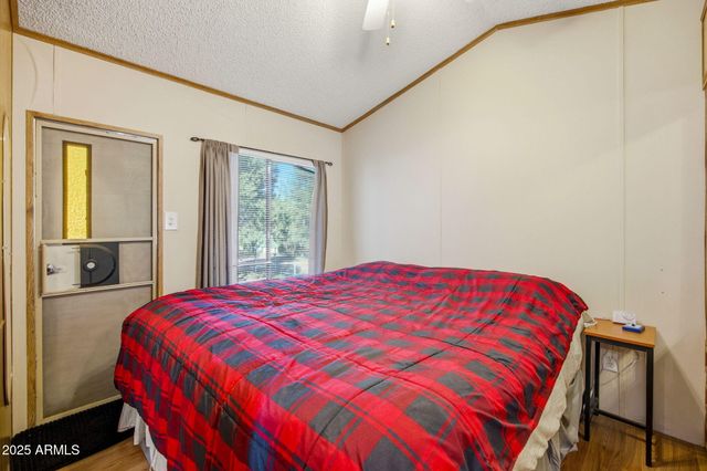 2169 TENDERFOOT Trail, Overgaard, AZ 85933