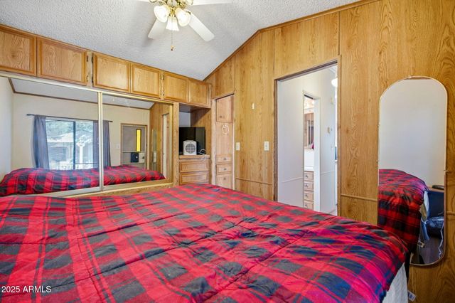 2169 TENDERFOOT Trail, Overgaard, AZ 85933