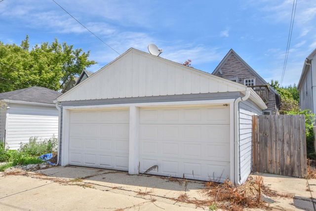 2533 N Fratney STREET, Milwaukee, WI 53212