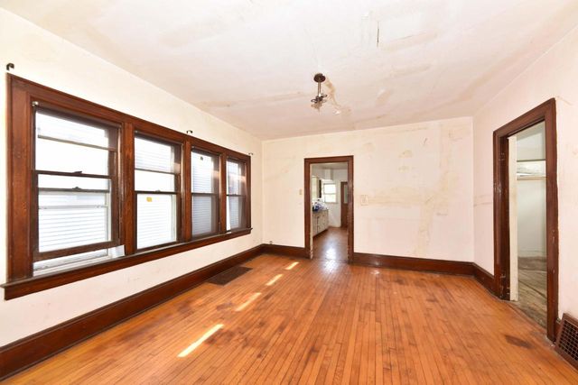 2533 N Fratney STREET, Milwaukee, WI 53212