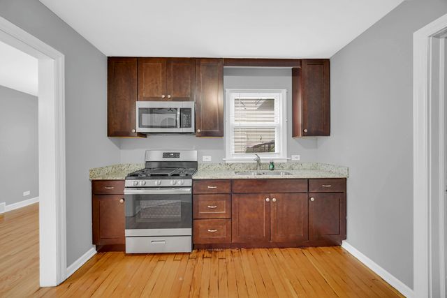 10 E Belle Drive, Northlake, IL 60164