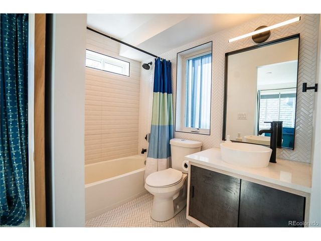 3548 Lipan St, Denver, CO 80211