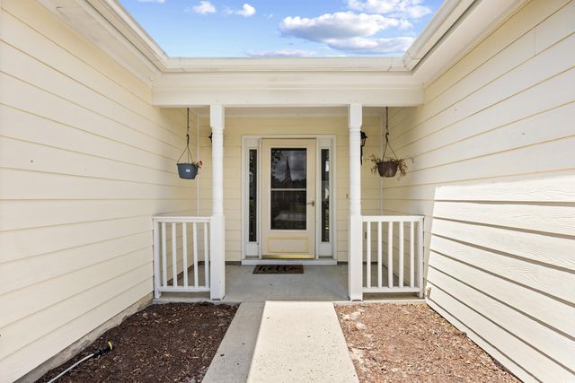 4180 Wrens Landing Dr., Little River, SC 29566