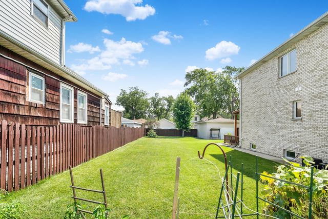 4207 Gunderson Avenue, Stickney, IL 60402