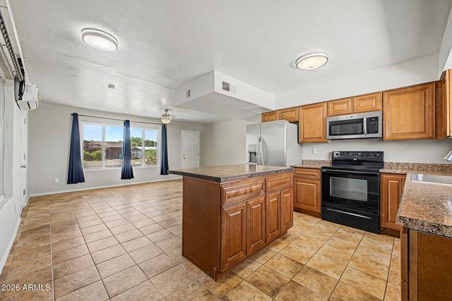 8702 E EDGEWOOD Avenue, Mesa, AZ 85208