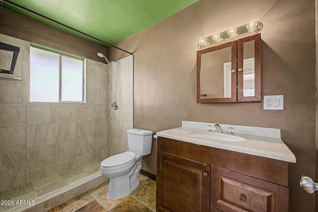 8702 E EDGEWOOD Avenue, Mesa, AZ 85208