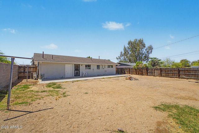 8702 E EDGEWOOD Avenue, Mesa, AZ 85208