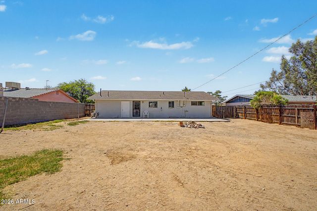 8702 E EDGEWOOD Avenue, Mesa, AZ 85208