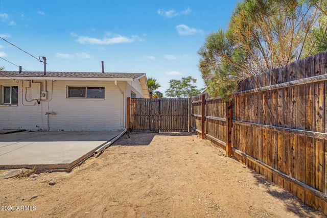 8702 E EDGEWOOD Avenue, Mesa, AZ 85208