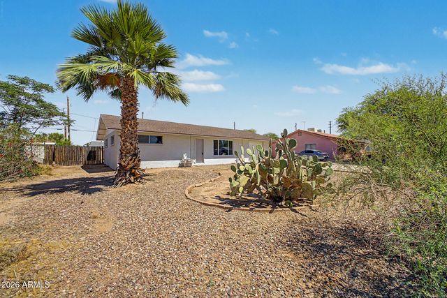 8702 E EDGEWOOD Avenue, Mesa, AZ 85208