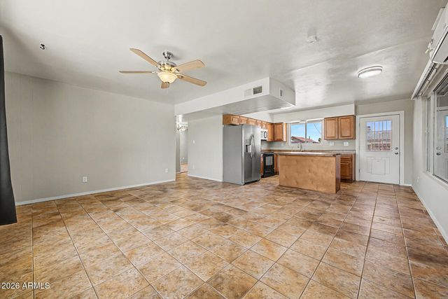 8702 E EDGEWOOD Avenue, Mesa, AZ 85208