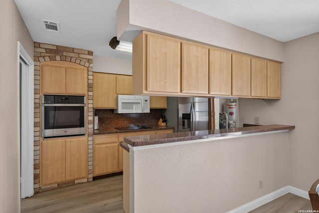 11812 SONG ST, San Antonio, TX 78216