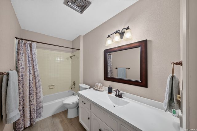 11812 SONG ST, San Antonio, TX 78216