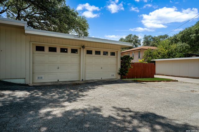 11812 SONG ST, San Antonio, TX 78216