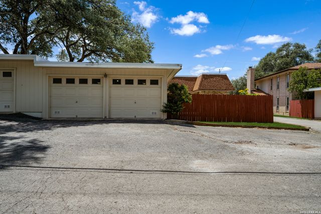 11812 SONG ST, San Antonio, TX 78216