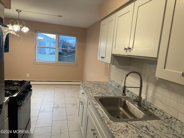 16 Manchester Court C, Freehold, NJ 07728